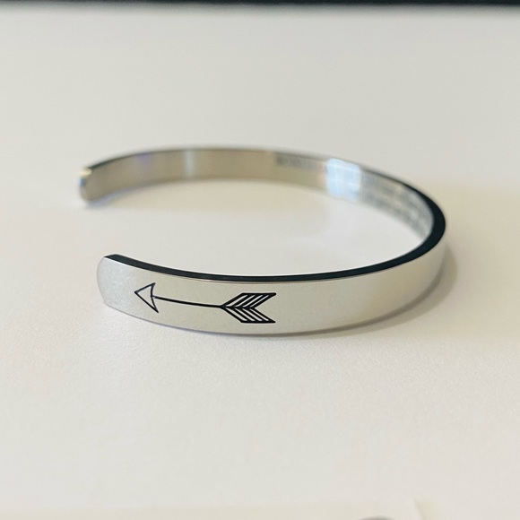 Bonus Daughter Personalized Bracelet - Picture 2 of 5